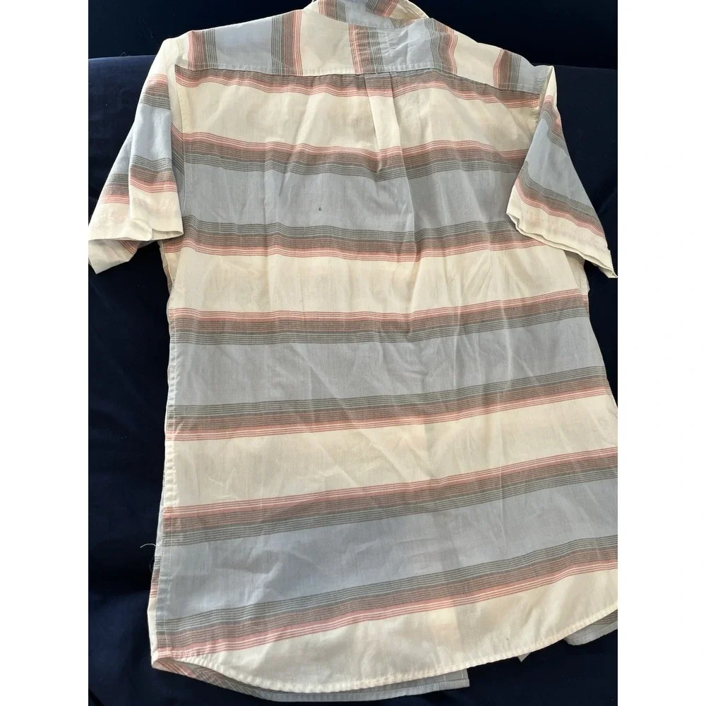 Levis Redtab Mens Button Up Medium XL Striped  Short‎ Sleeve